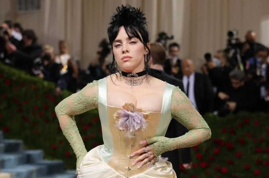 Billie Eilish is One of the Hot Female Celebrities